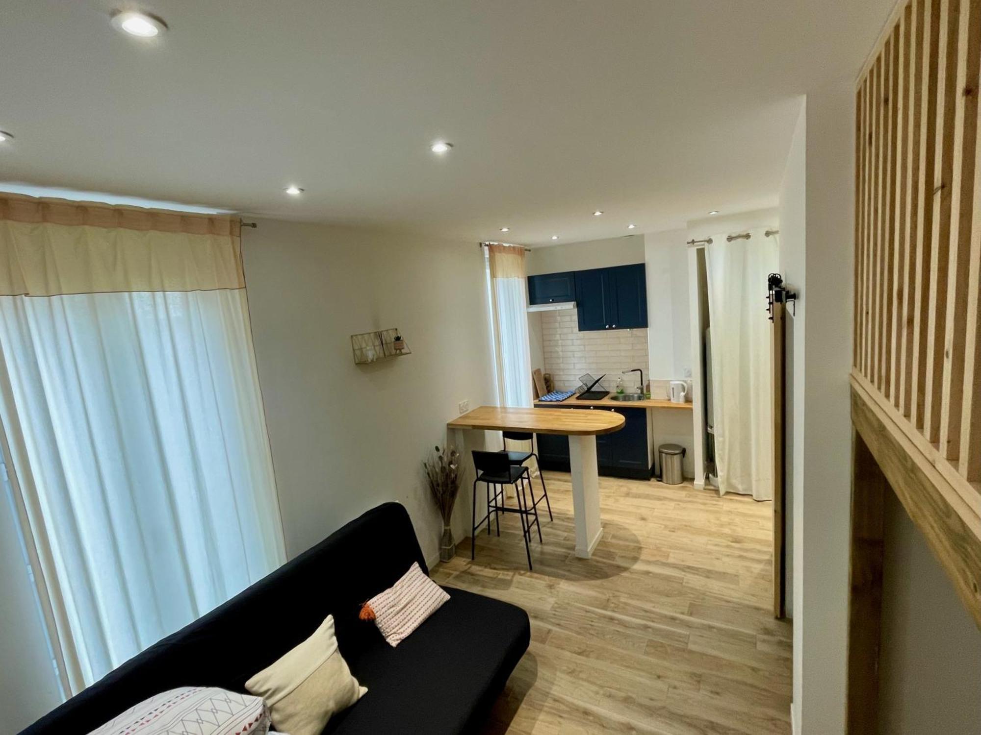 Studio Cosy, 2 Pas Gare De Tours Exterior photo